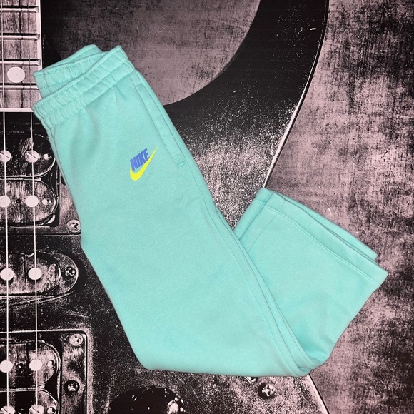 NWT Nike 2pc Set - Picture 12 of 14